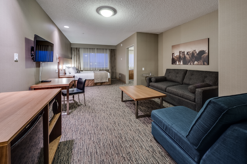 Suites « Pincher Creek, AB « Heritage Inn Hotels